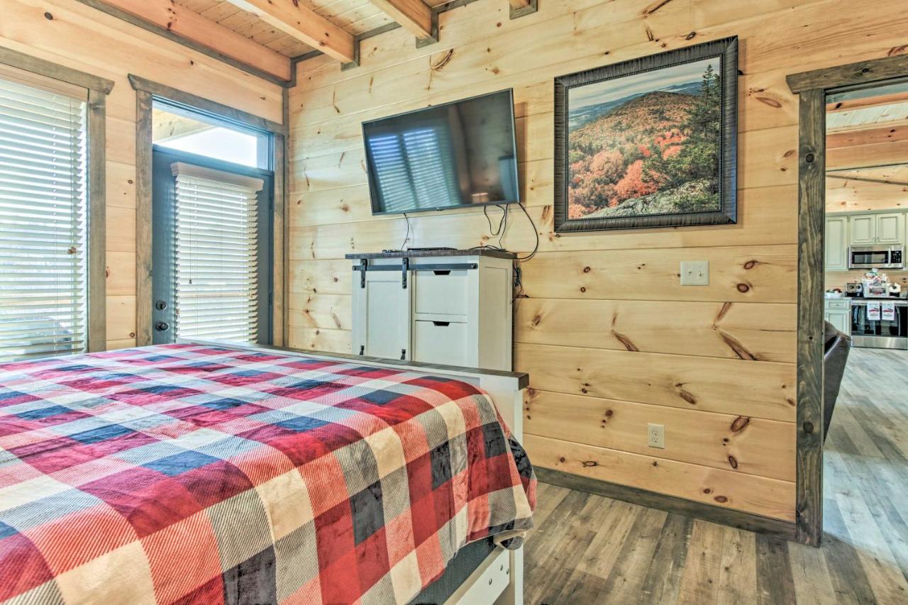 Villa Smoky Mountain Hideaway With Hot Tub, Deck And Views! Gatlinburg Exterior foto